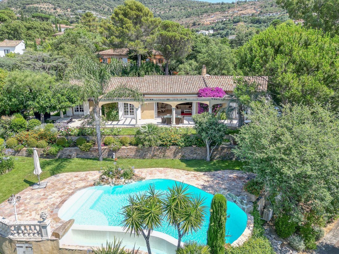 Villa in Zone Ouest Urbaine, Saint-Tropez, France 3 - 18645209
