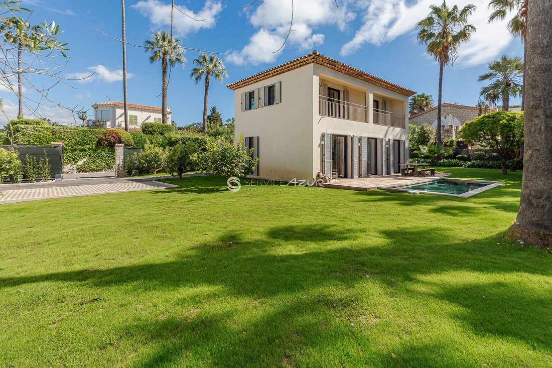 Villa in Vieille Ville, Antibes, France 2 - 18645124