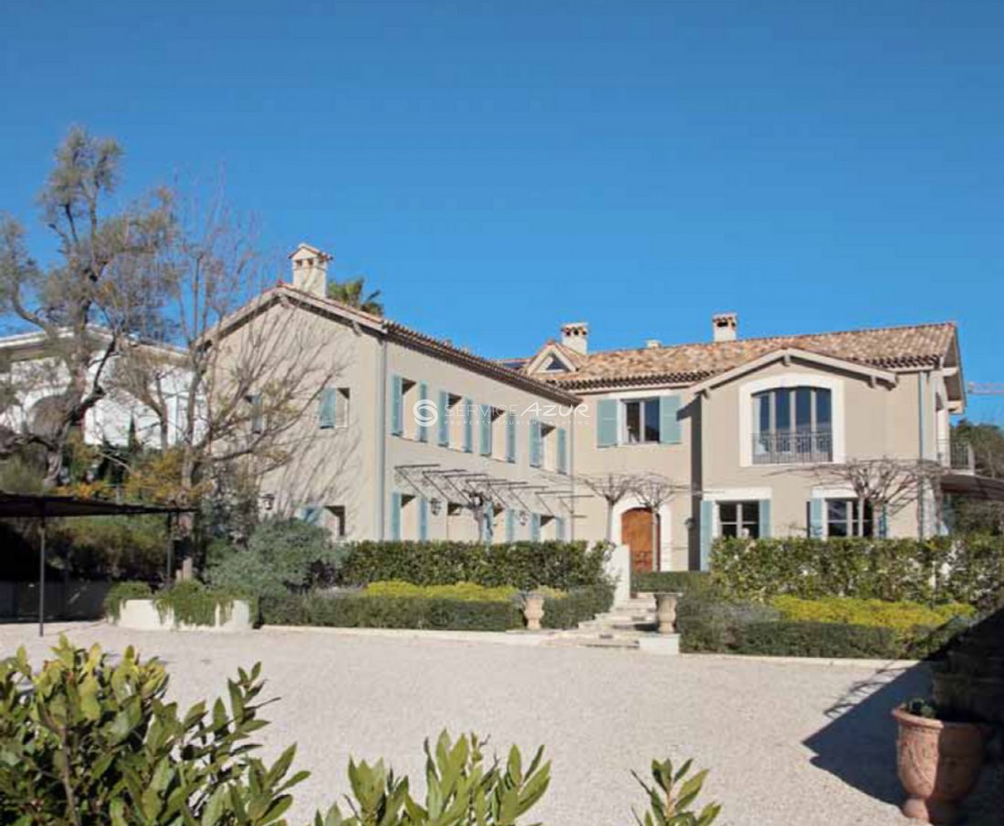 Villa in Vieille Ville, Antibes, France 3 - 18644590