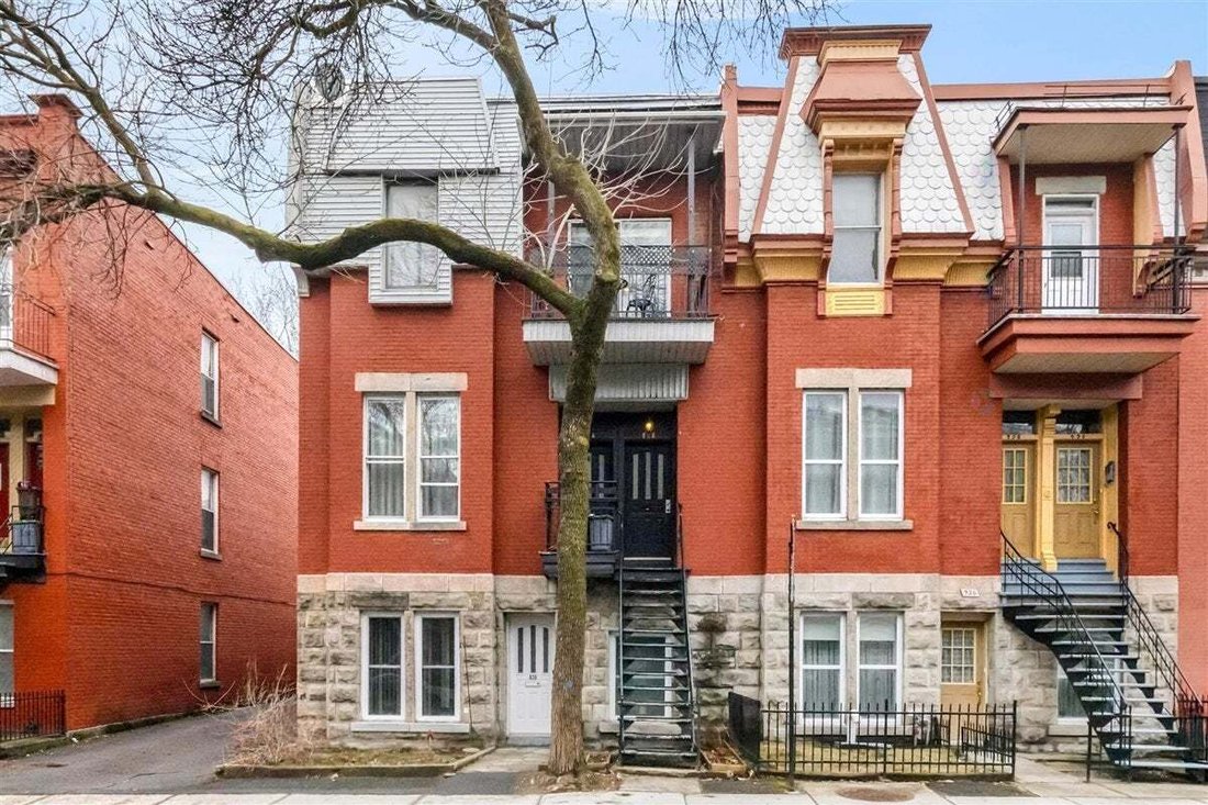 Condo in Montréal, Quebec, Canada 1 - 18644371