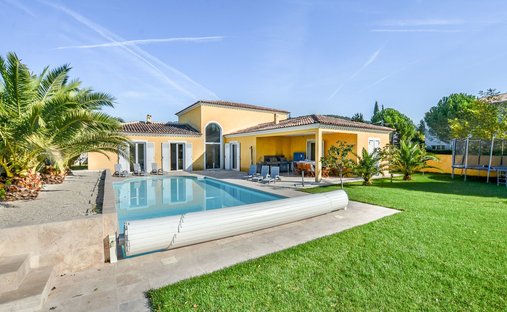 Villa in Mougins, Provence-Alpes-Côte d'Azur, France 1