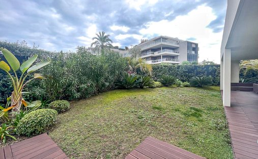 Apartment in Vieille Ville, Antibes, France 1