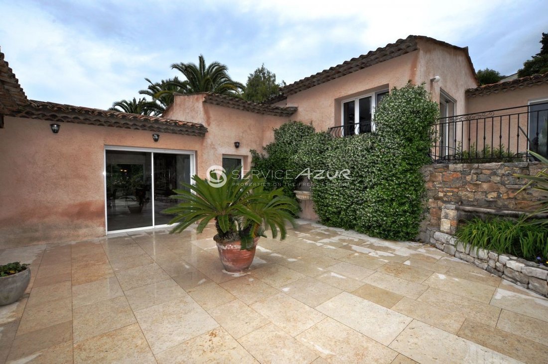 Villa in Mougins, Provence-Alpes-Côte d'Azur, France 2 - 18644395