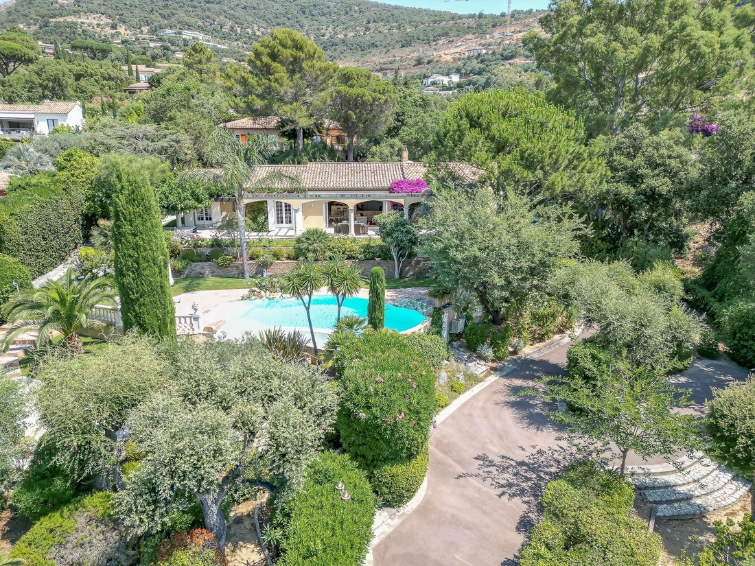 Villa in Zone Ouest Urbaine, Saint-Tropez, France 1 - 18645209