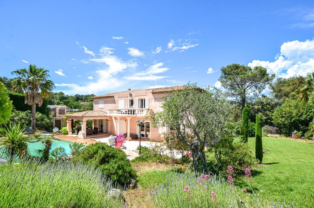 Villa in Village-Saint Julien-Saint Pierre, Biot, France 1 - 18644798