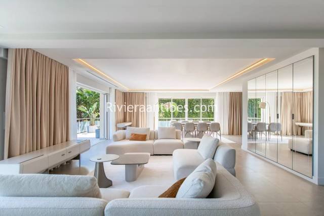 Villa in Les Cougoulins-Rastines, Antibes, France 4 - 17103981