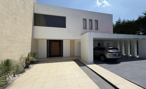 House in Ciudad López Mateos, State of Mexico, Mexico 1