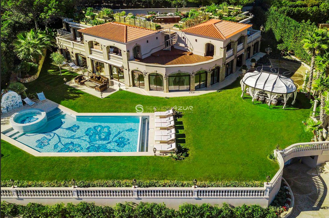 Villa in Vieille Ville, Antibes, France 2 - 18645002