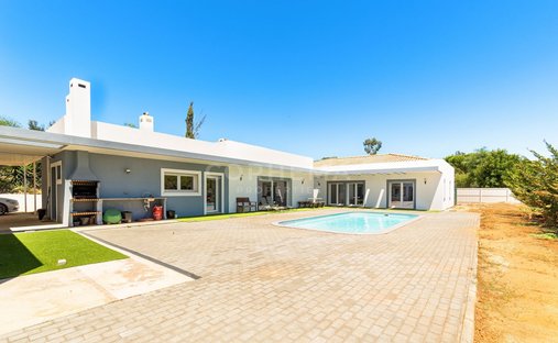 Villa in Portimao, Algarve, Portugal 1