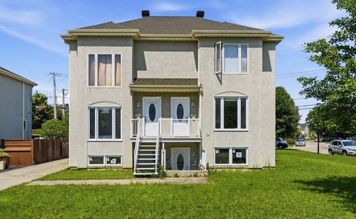 House in Boisbriand, Quebec, Canada 1