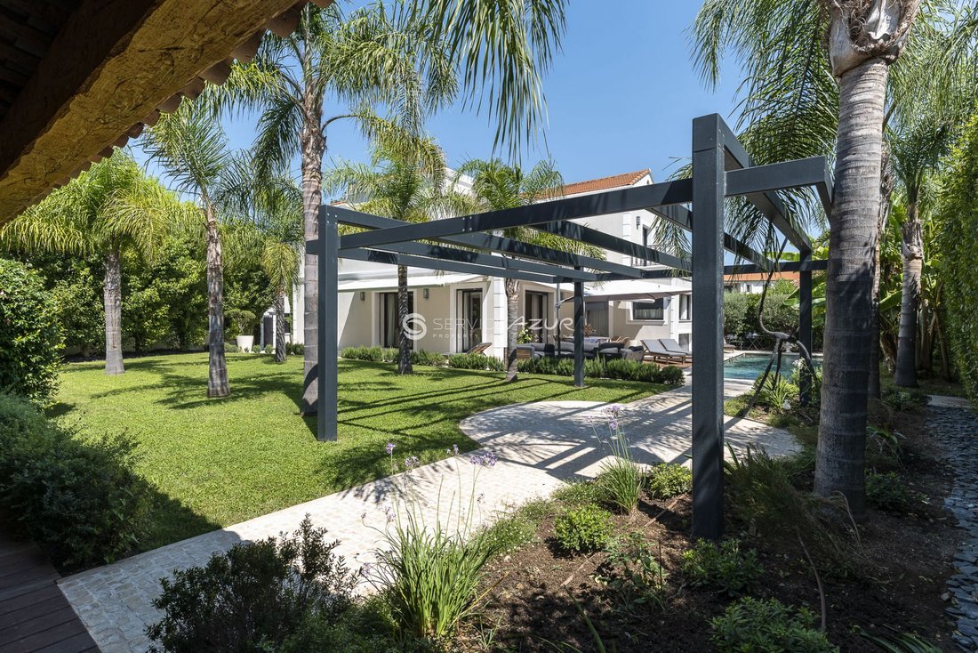 Villa in Vieille Ville, Antibes, France 4 - 18645102