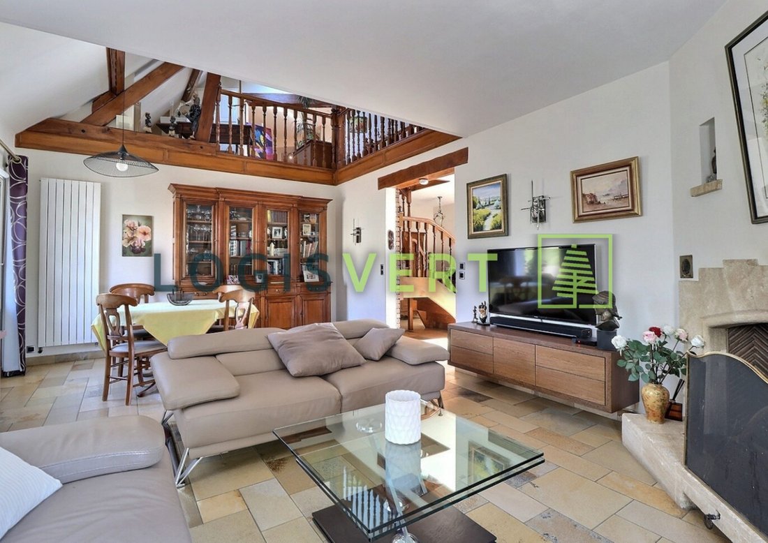 House in Pecqueuse, Ile-de-France, France 1 - 18648546