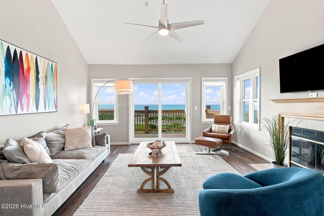 Condo in Oak Island, North Carolina, United States 5 - 18642156