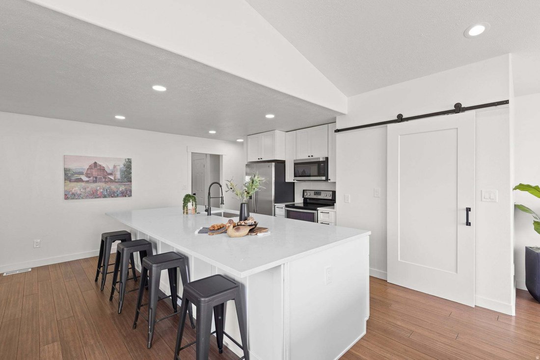 House in Woodland Hills, Utah, United States 4 - 18108858