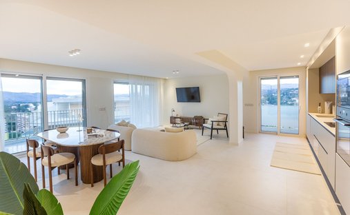 Apartment in Vieux Cannet, Le Cannet, France 1