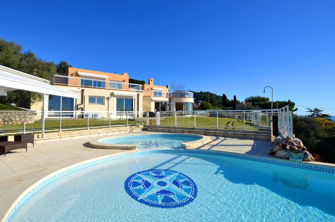 Villa in Liberation, Nice, France 1 - 18644193