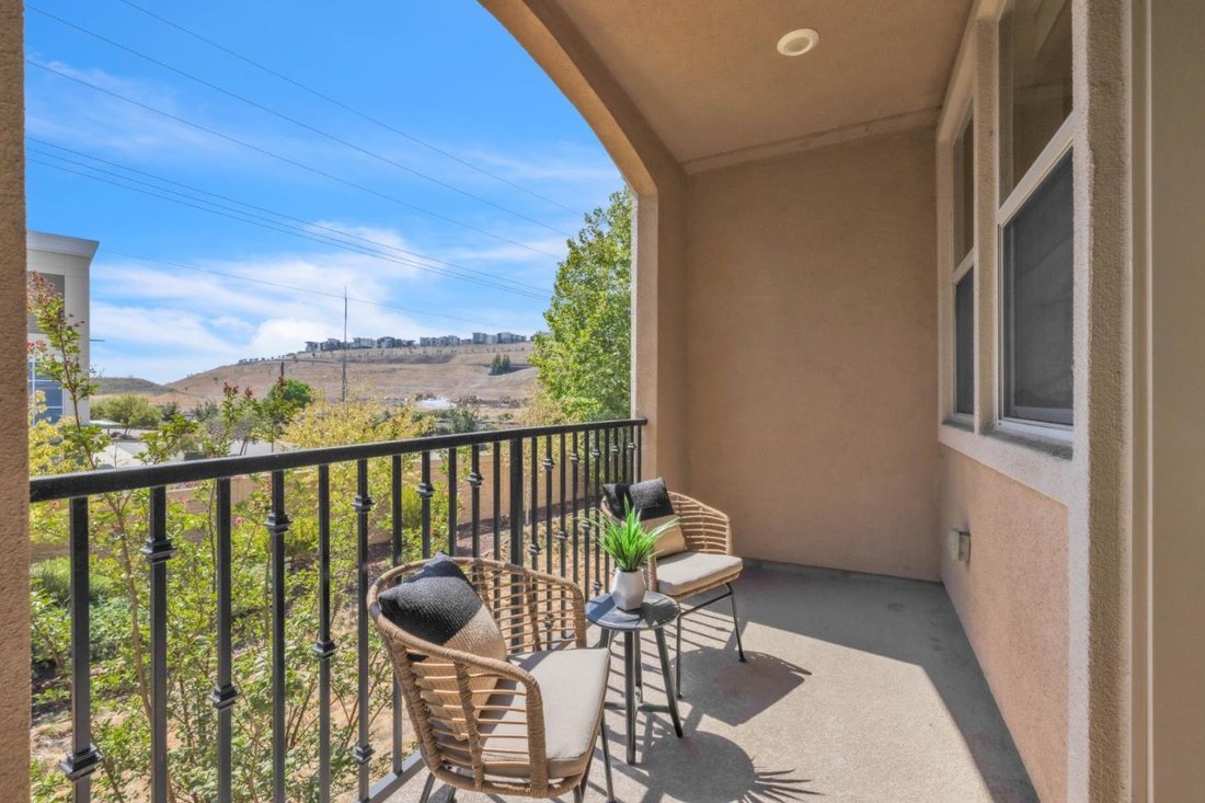 Townhouse in San Jose, California, United States 5 - 18646059