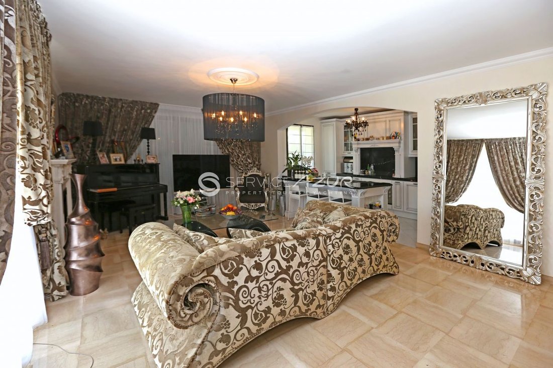 Villa in Village, Villeneuve-Loubet, France 4 - 18644875
