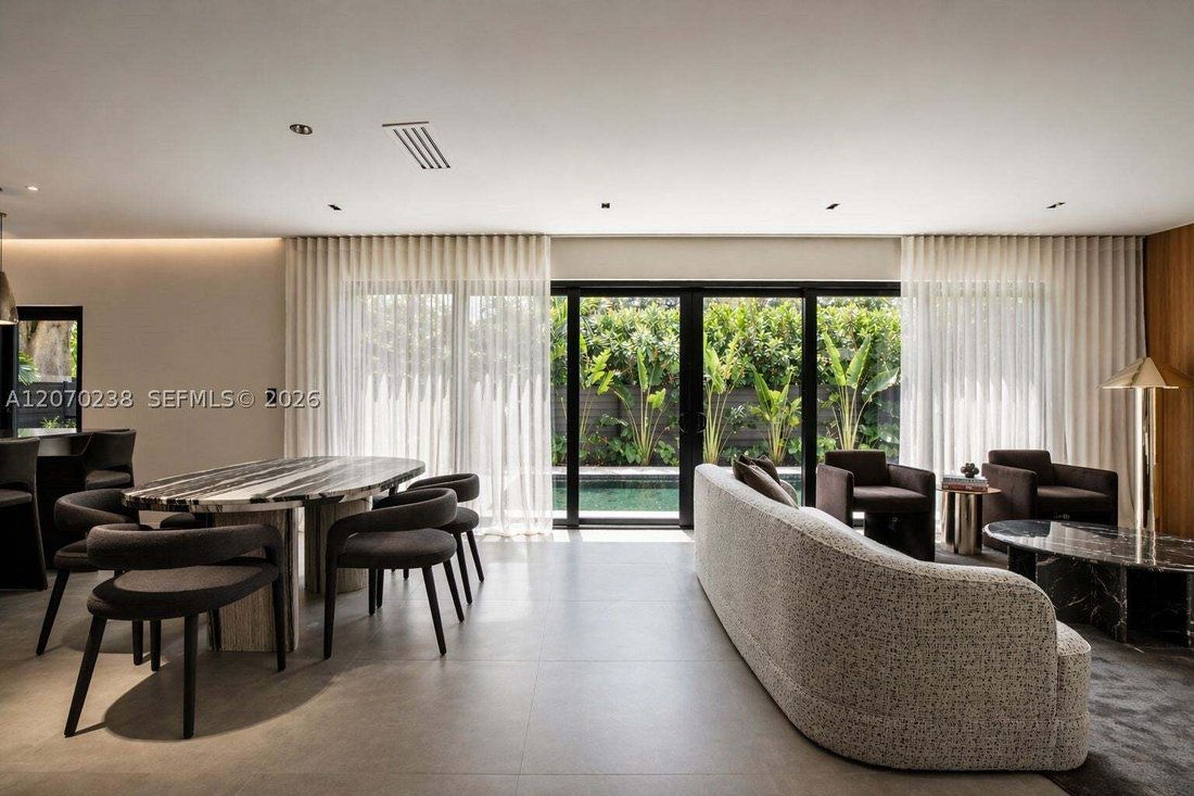 House in North Miami Beach, Florida, United States 2 - 18646155