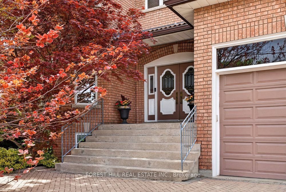 House in Toronto, Ontario, Canada 2 - 18642381