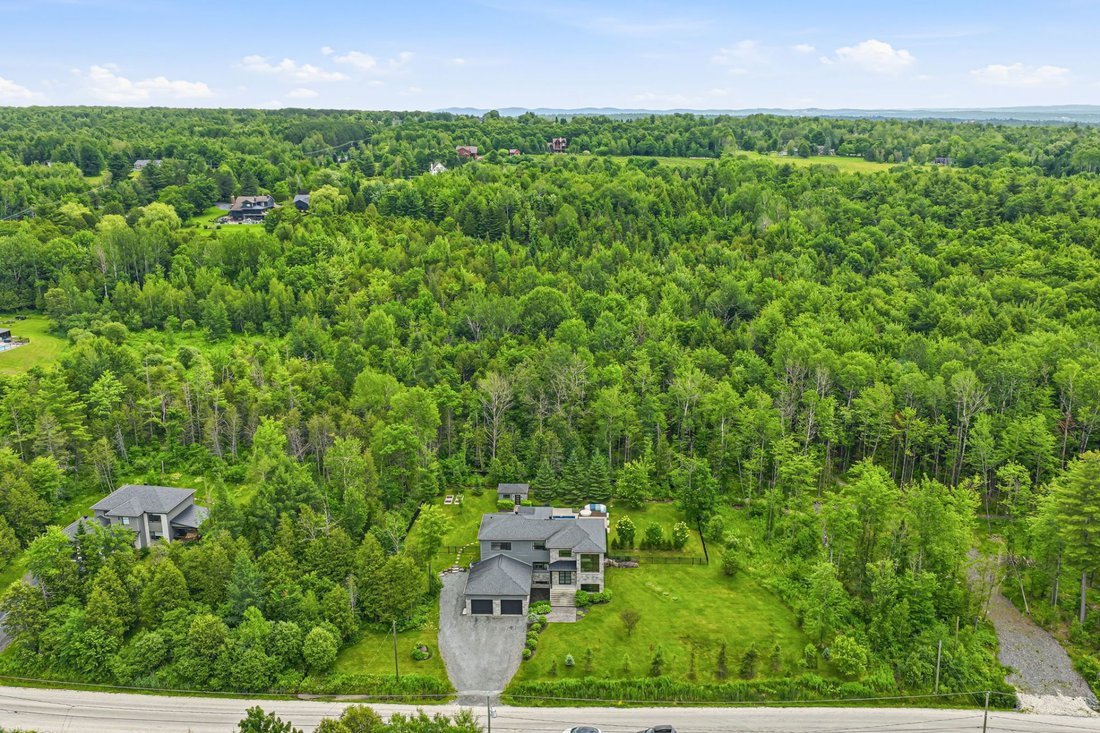 House in Orford, Quebec, Canada 3 - 18643090