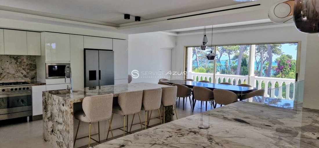 Villa in Vieille Ville, Antibes, France 4 - 18645294