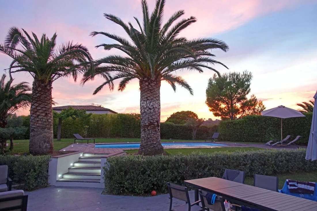 Villa in Village, Villeneuve-Loubet, France 4 - 18644899