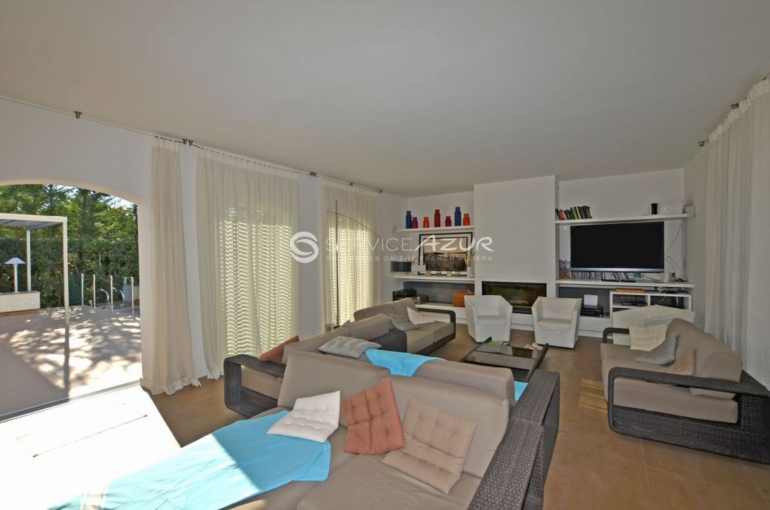 Villa in Vieille Ville, Antibes, France 2 - 18644515