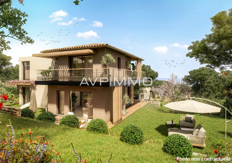 Land in Hyeres, Provence-Alpes-Côte d'Azur, France 1 - 18647324