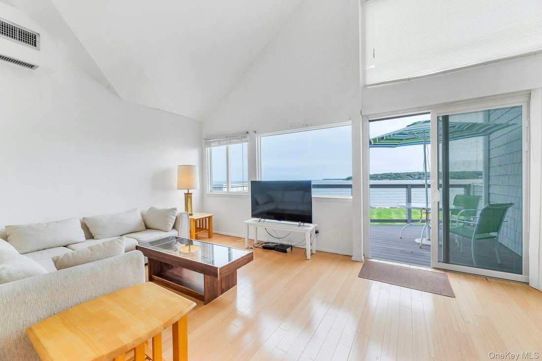 Condo in East Marion, New York, United States 5 - 18646689