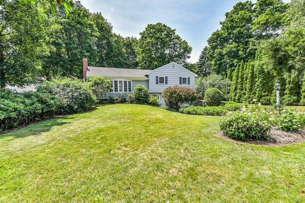 House in Beverly, Massachusetts, United States 2 - 18642591