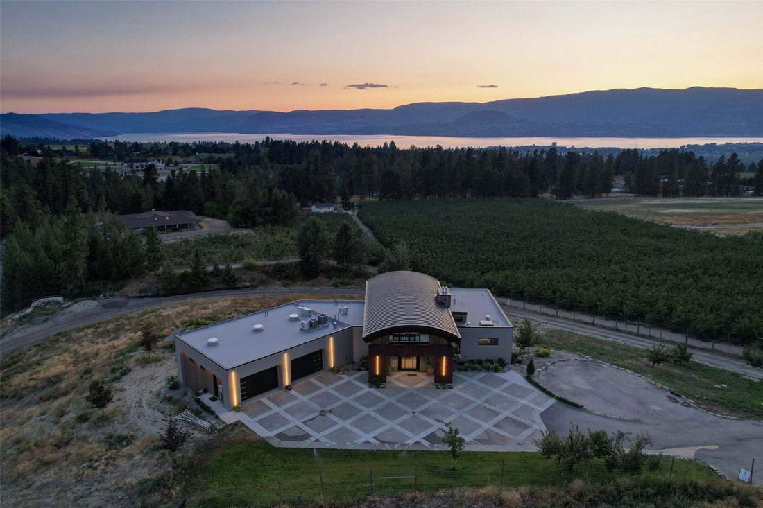 House in Kelowna, British Columbia, Canada 3 - 18642662