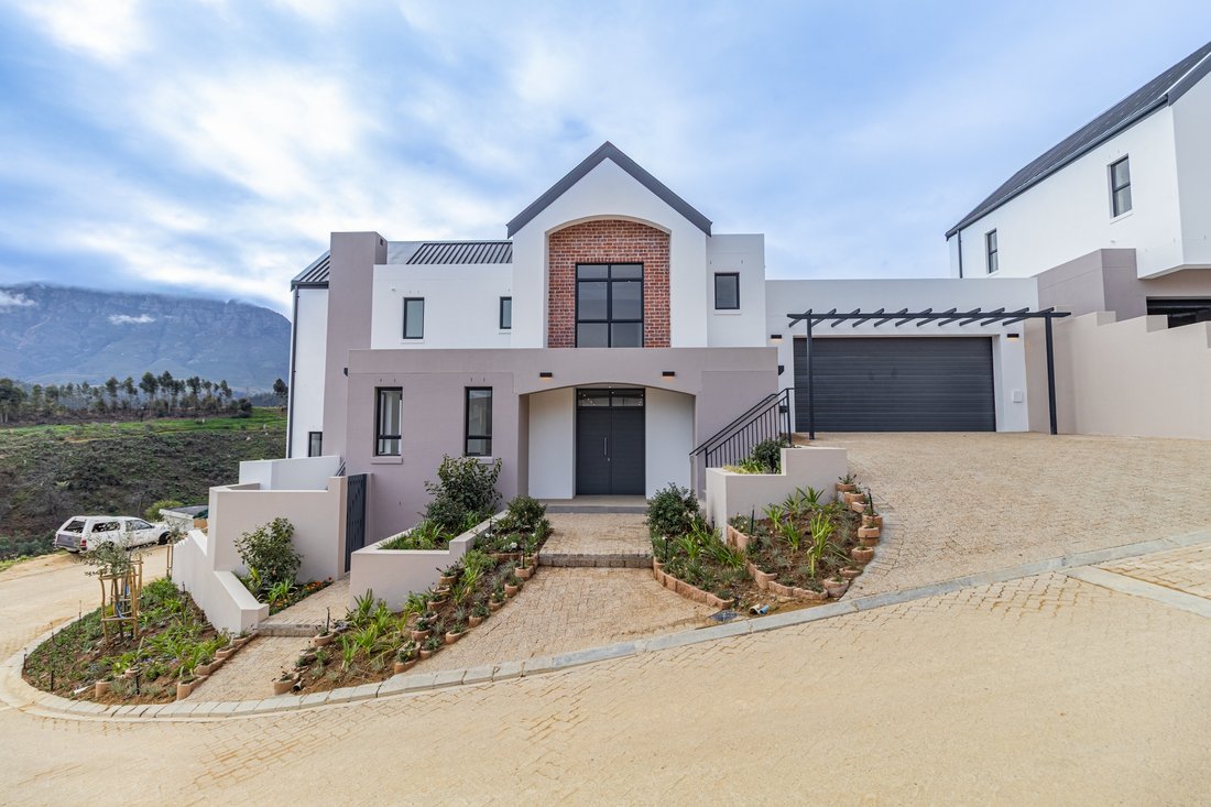 House in Arbeidslus, Western Cape, South Africa 4 - 18644779