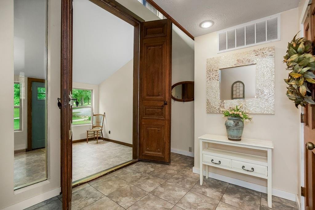 House in Odessa, Missouri, United States 5 - 18646931