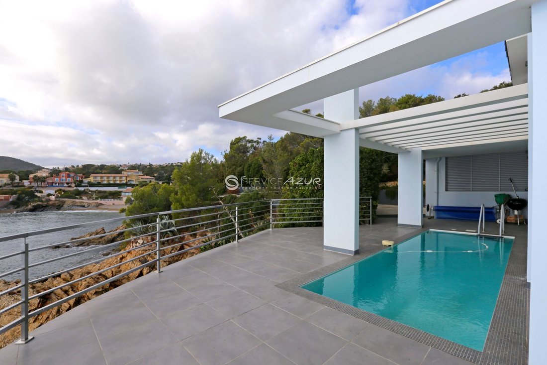 Villa in Frejus, Provence-Alpes-Côte d'Azur, France 3 - 18644898