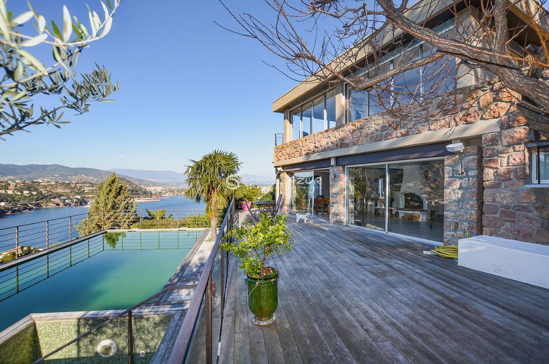 Villa in Théoule-sur-Mer, Provence-Alpes-Côte d'Azur, France 3 - 18644776