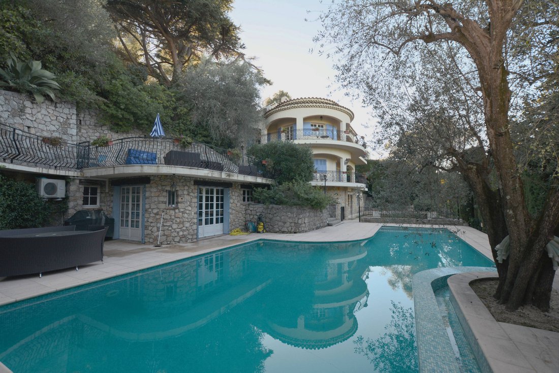 Villa in Cannes, Provence-Alpes-Côte d'Azur, France 1 - 18644536