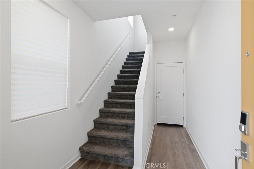 Condo in Covina, California, United States 5 - 18647359