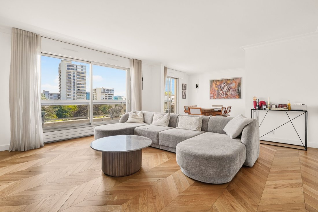 Apartment in Lorette-Martyrs, Paris 9e Arrondissement, Paris 2 - 18642383