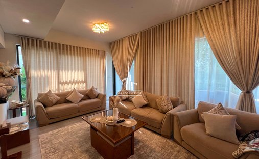 Townhouse in Damac Hills, Dubai, United Arab Emirates 1