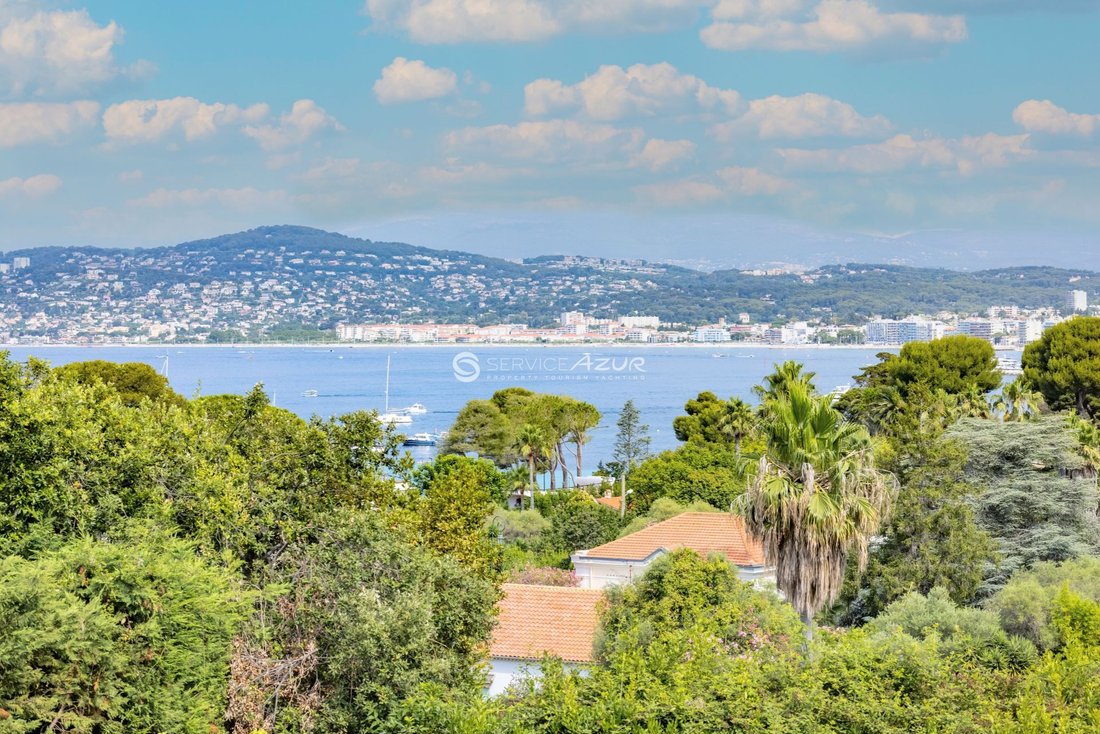 Villa in Vieille Ville, Antibes, France 5 - 18644936