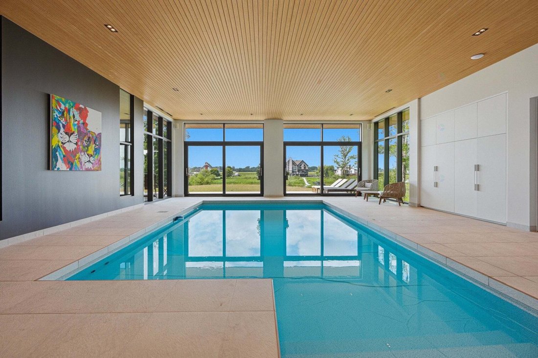 House in Saint-Ignace-de-Loyola, Quebec, Canada 4 - 17656074
