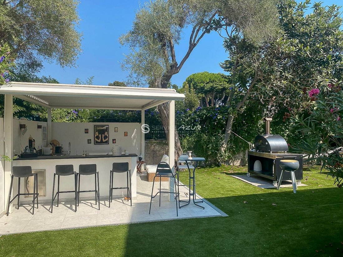 Villa in Vieille Ville, Antibes, France 5 - 18644340