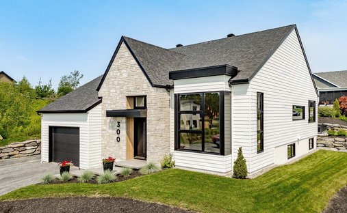 Haus in Sherbrooke, Québec, Kanada 1