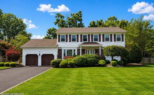 House in Manalapan Township, New Jersey, United States 1