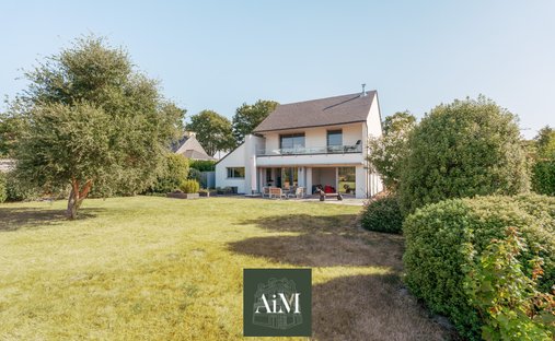 House in Centre Ville, Theix-Noyalo, France 1