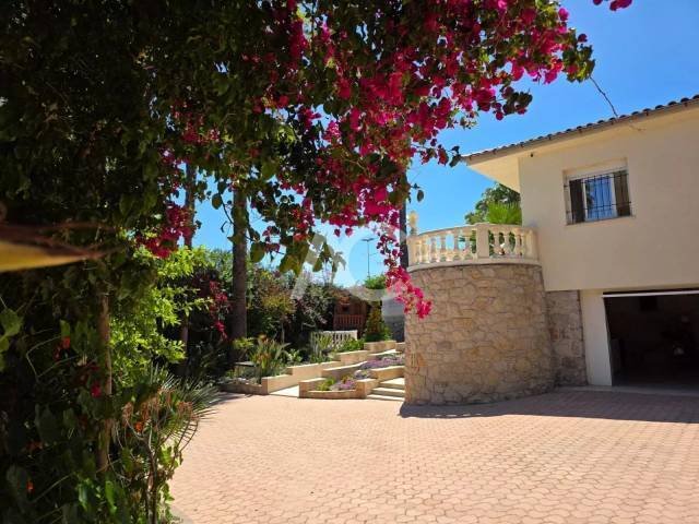 House in Brusquet-Retenaou-Devens, Vallauris, France 2 - 18392142