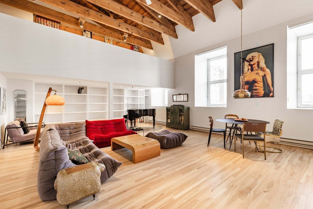 Condo in Montréal, Quebec, Canada 3 - 18643818