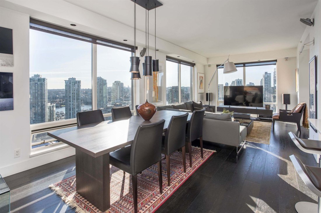 Condo in Vancouver, British Columbia, Canada 1 - 18643877