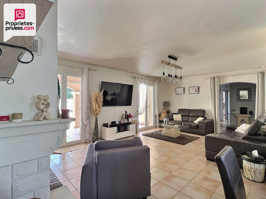 Villa in La Motte, Provence-Alpes-Côte d'Azur, France 4 - 18644690